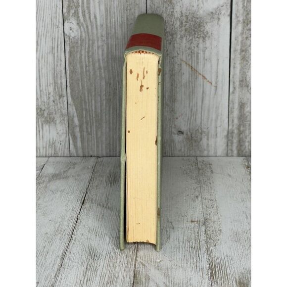 Crown of Aloes by Norah Lofts Hardcover Book 1974 - Picture 6 of 10